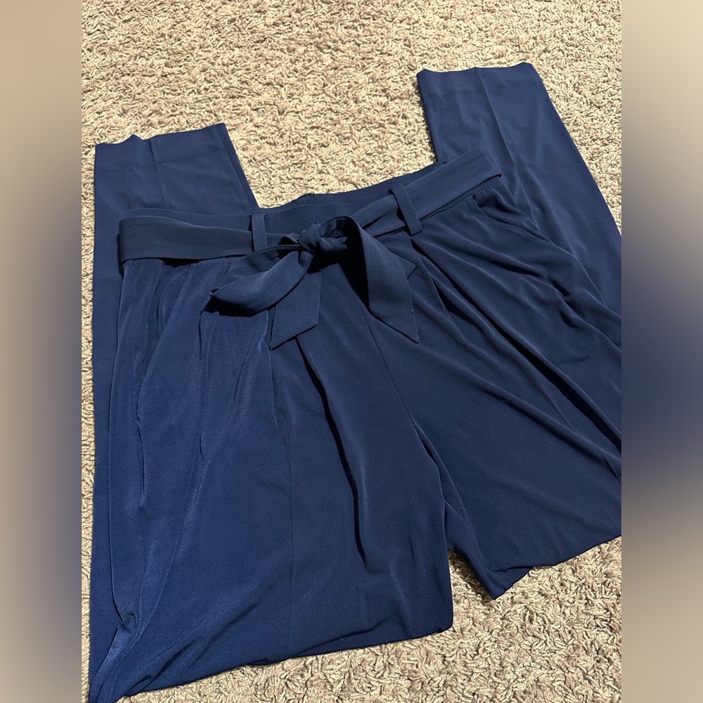 Express Women’s Blue Elastic Waistband Dress Pants size medium M with bow